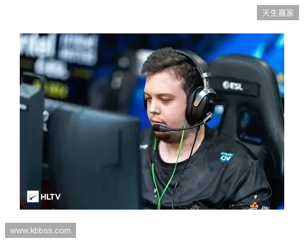 媒体爆料：Eternal Fire计划围绕Calyx和jottAAA搭建国际阵容